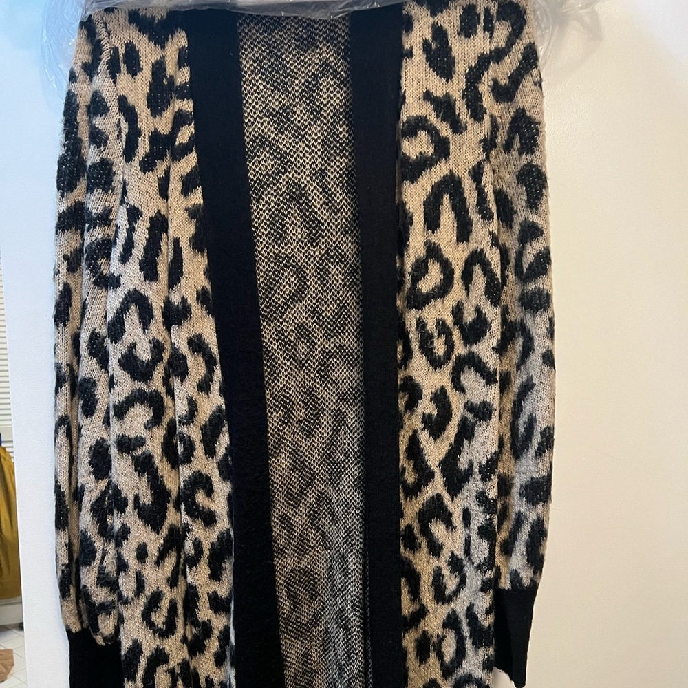 Long leopard cardigan